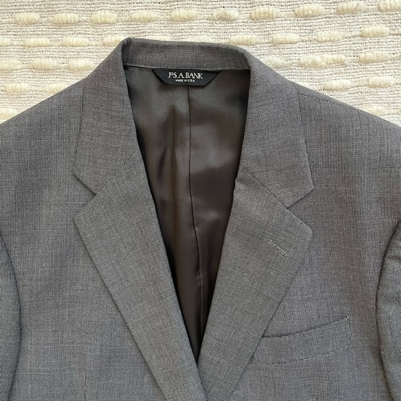 Joseph A Bank Wool Suit - Picture 4 of 6